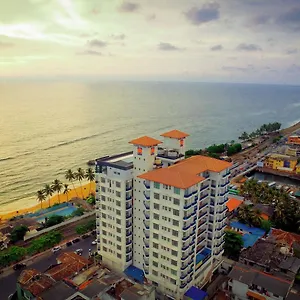 Global Towers & Otel