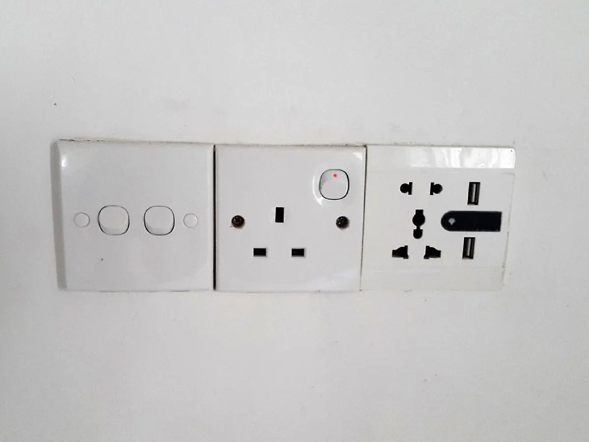 Hangover Hostels Signature @ Colombo City